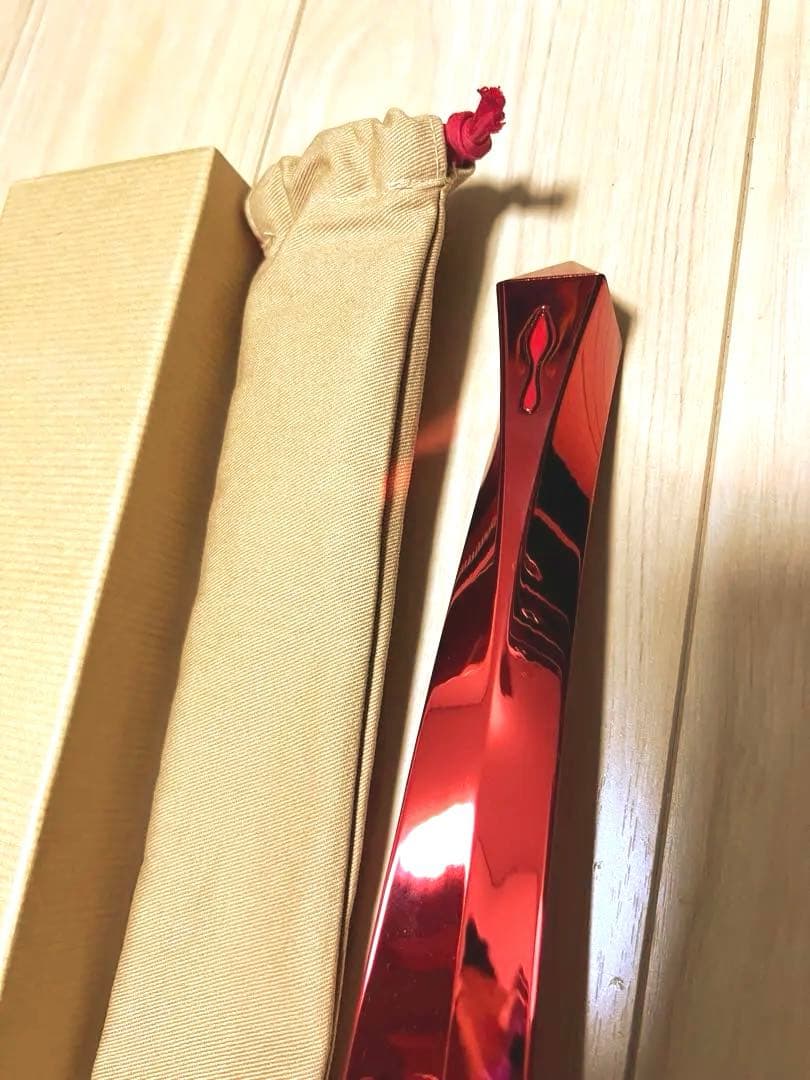 Christian Louboutin 靴ベラ　メタリックレッド　非売品