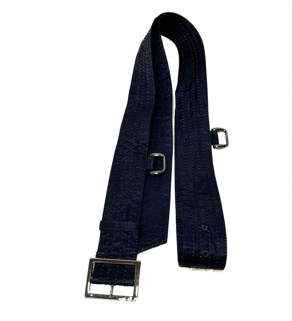 プライド トレンチコート かっこいいデザイン