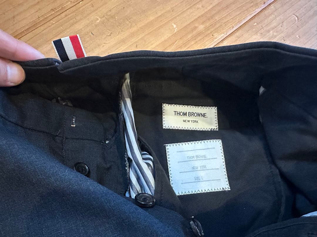 トム・ブラウン　スーツ上下　サイズ1 美品