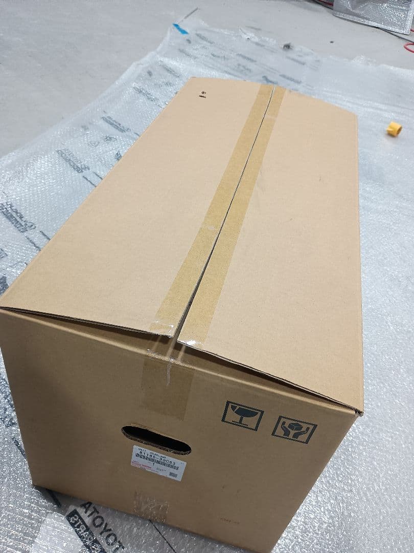 トヨタ　クラウンアスリート200系 左ヘッドライト