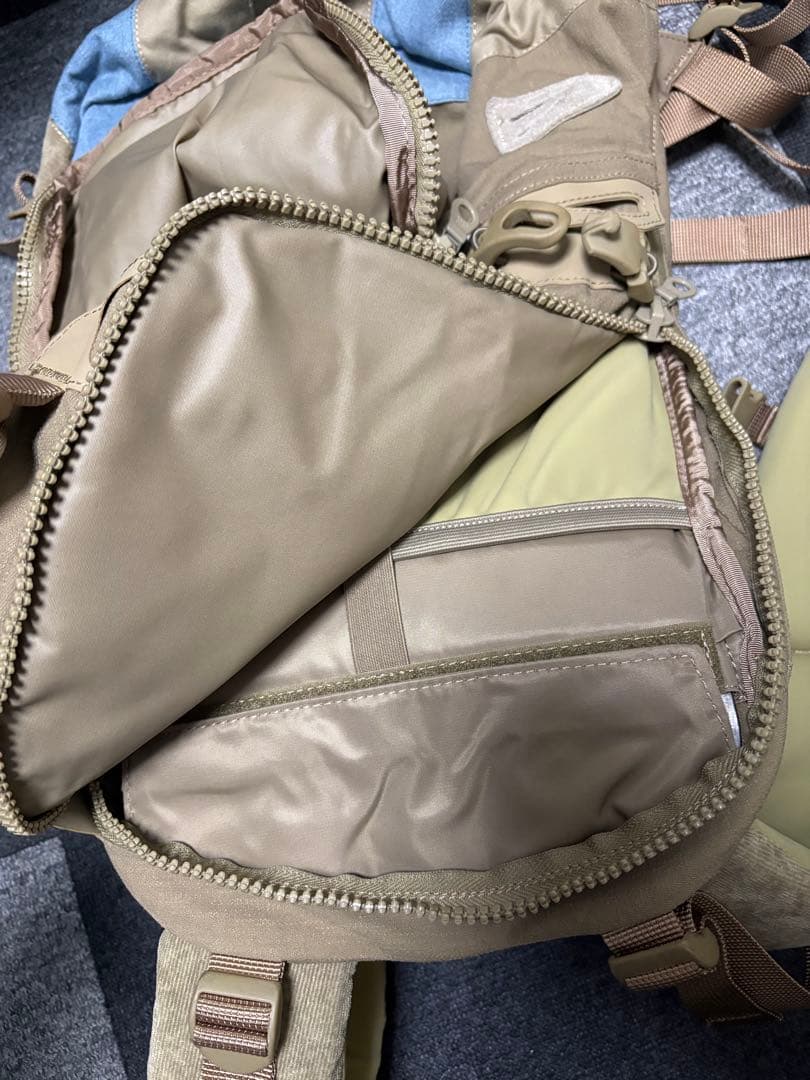 visvim リュック　ベージュ