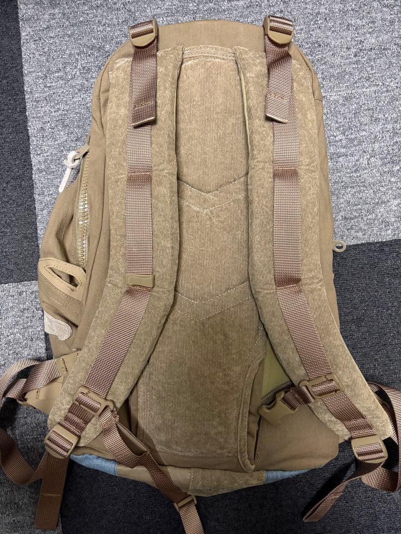 visvim リュック　ベージュ