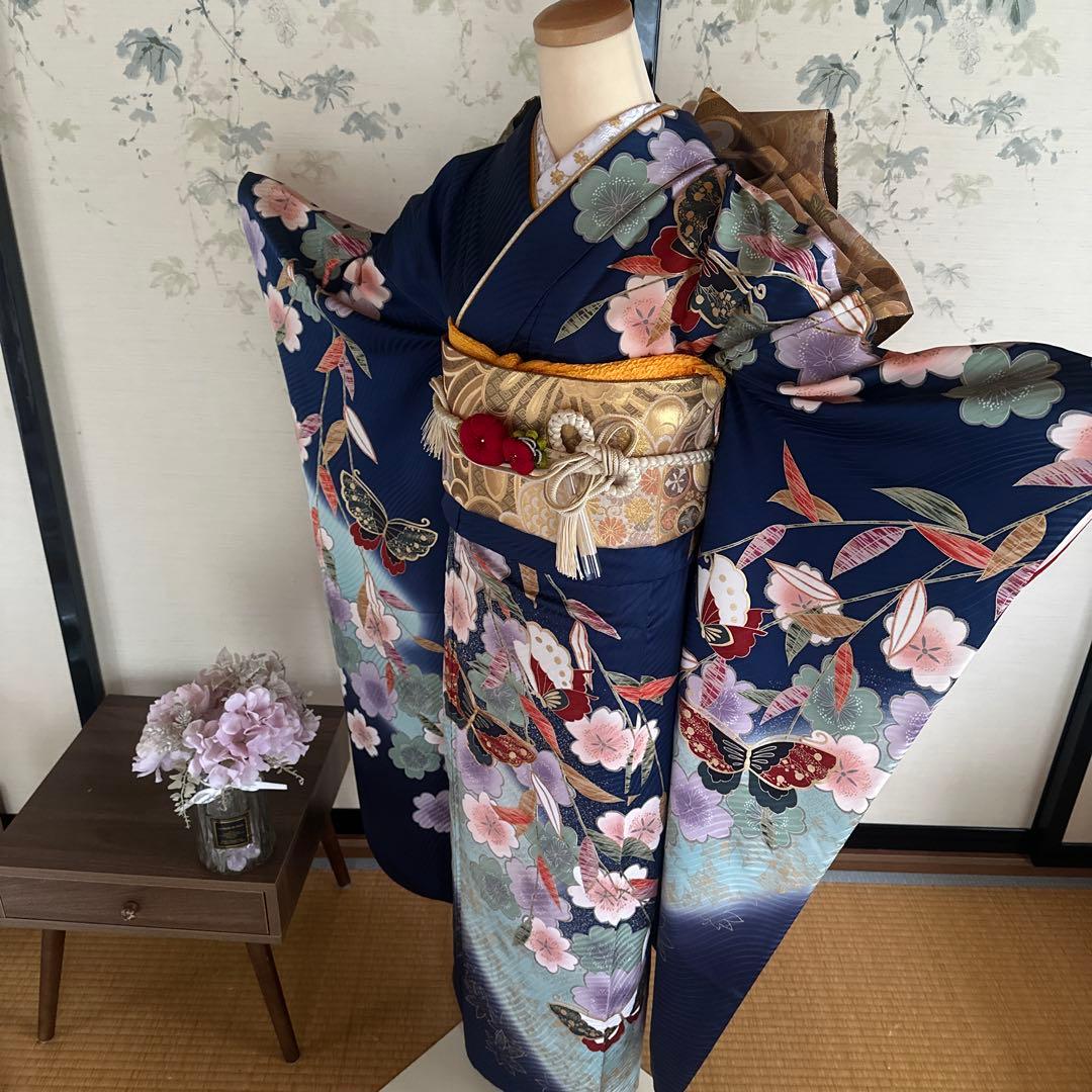 【最終価格】すっきり青地に蝶が素敵！振袖フルセット　成人式前撮り