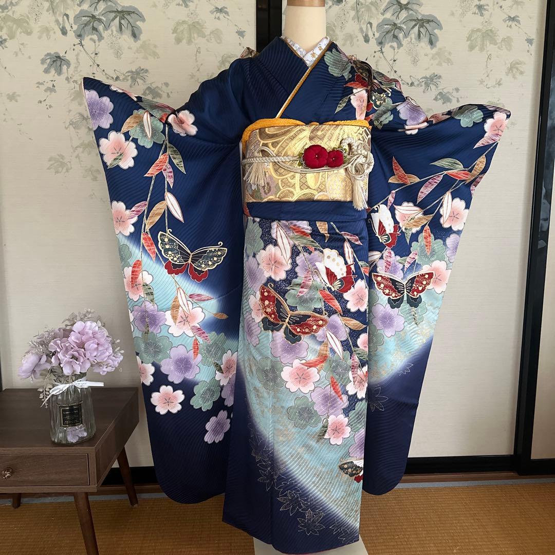 【最終価格】すっきり青地に蝶が素敵！振袖フルセット　成人式前撮り