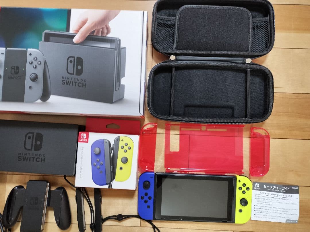 【美品】Nintendo Switch 本体 ＋カバー、ケース付き