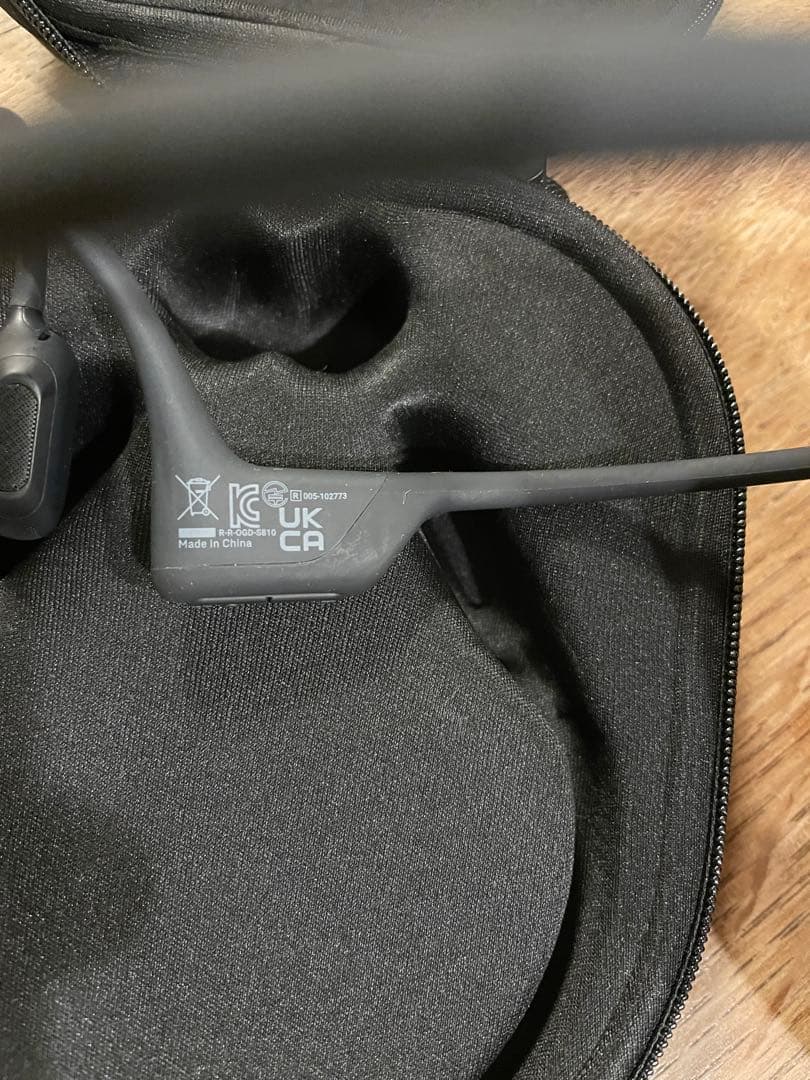 【美品】Shokz OpenRun Pro S810 骨伝導イヤホン 箱ケース付