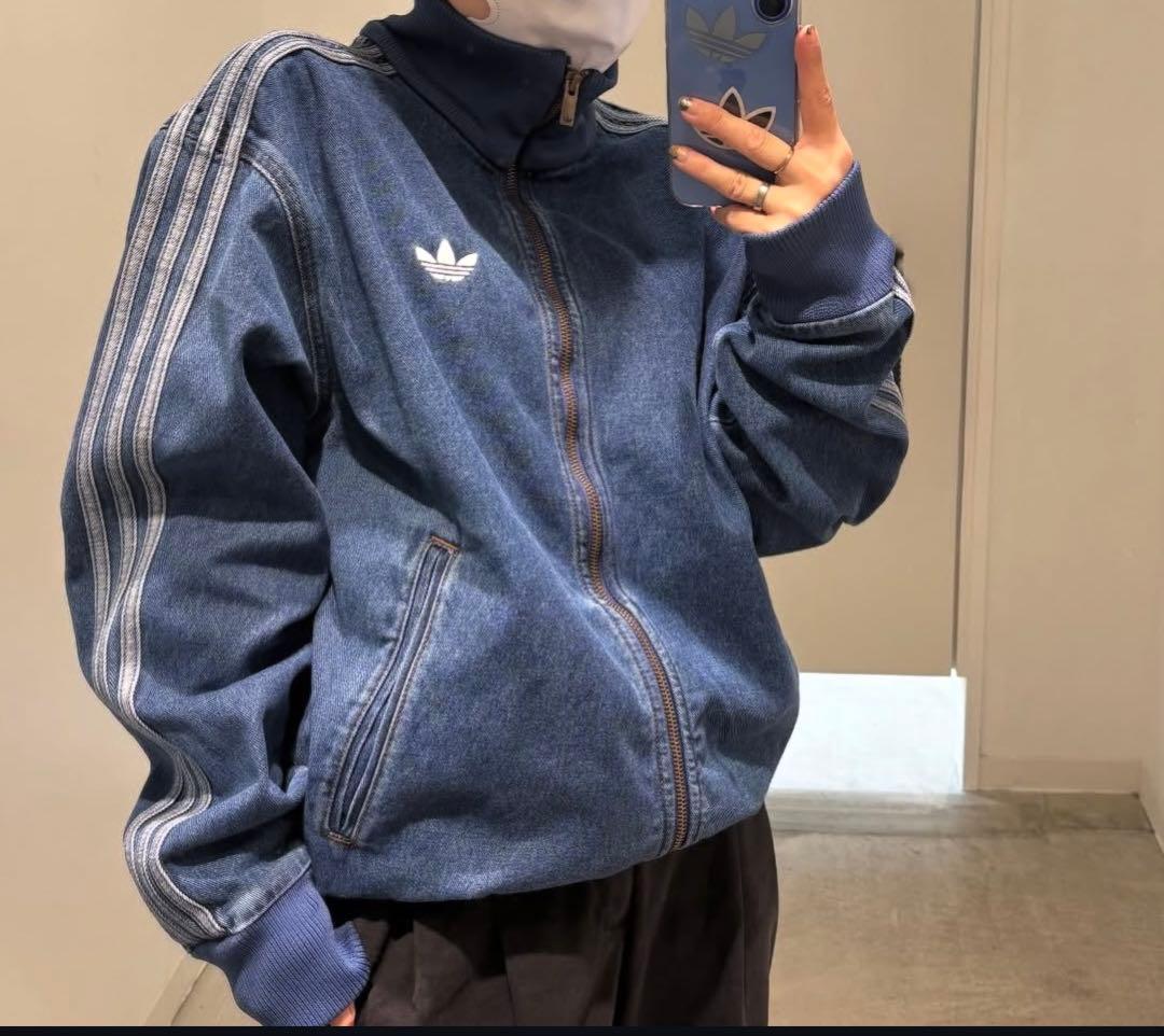 新品M】アディダス　デニムジャケットファイヤーバードトラック インディゴ　ブルー