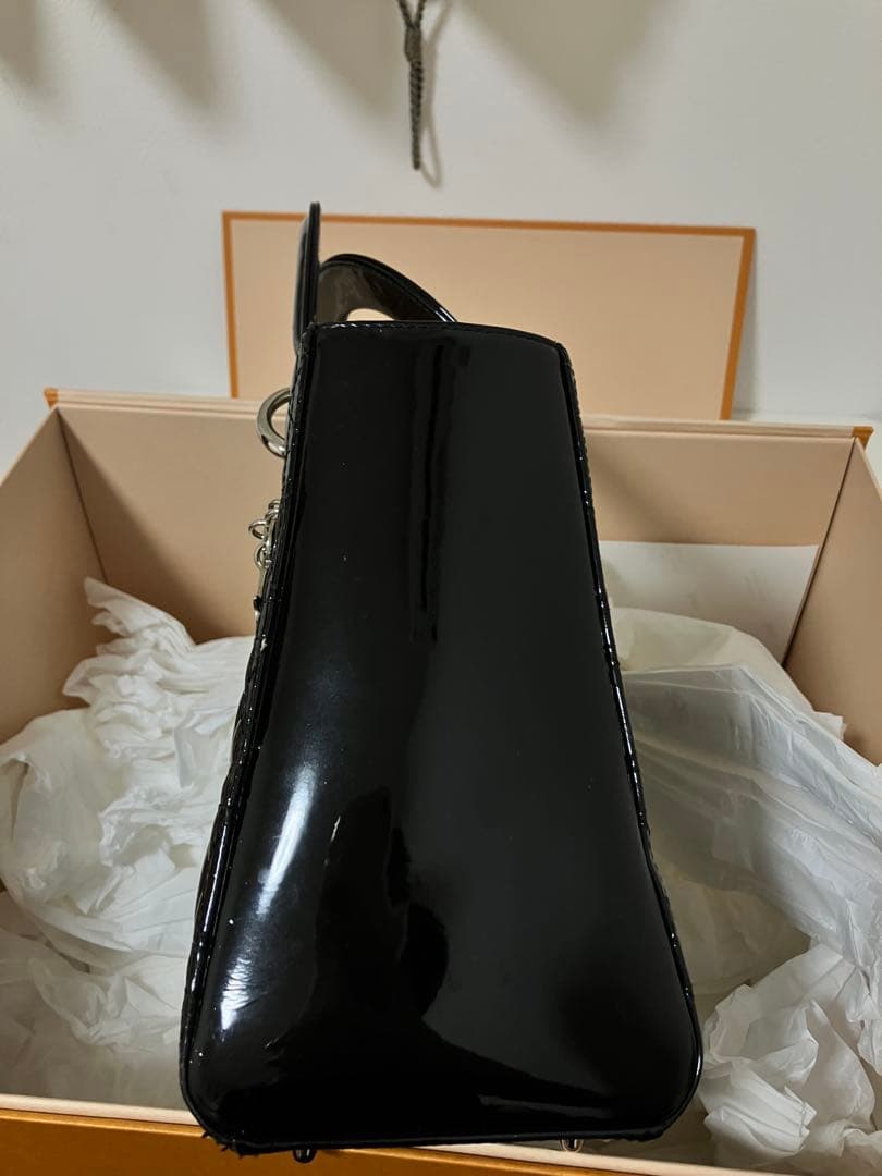 レディディオール カナージュ パテントレザー ハンドバッグ　ミディアム