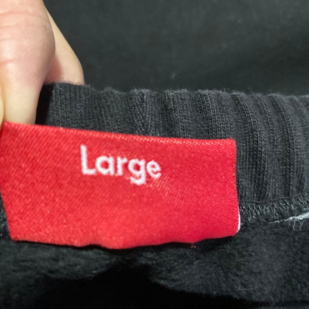 田中　Supreme スタッズ付き ブラックパンツ