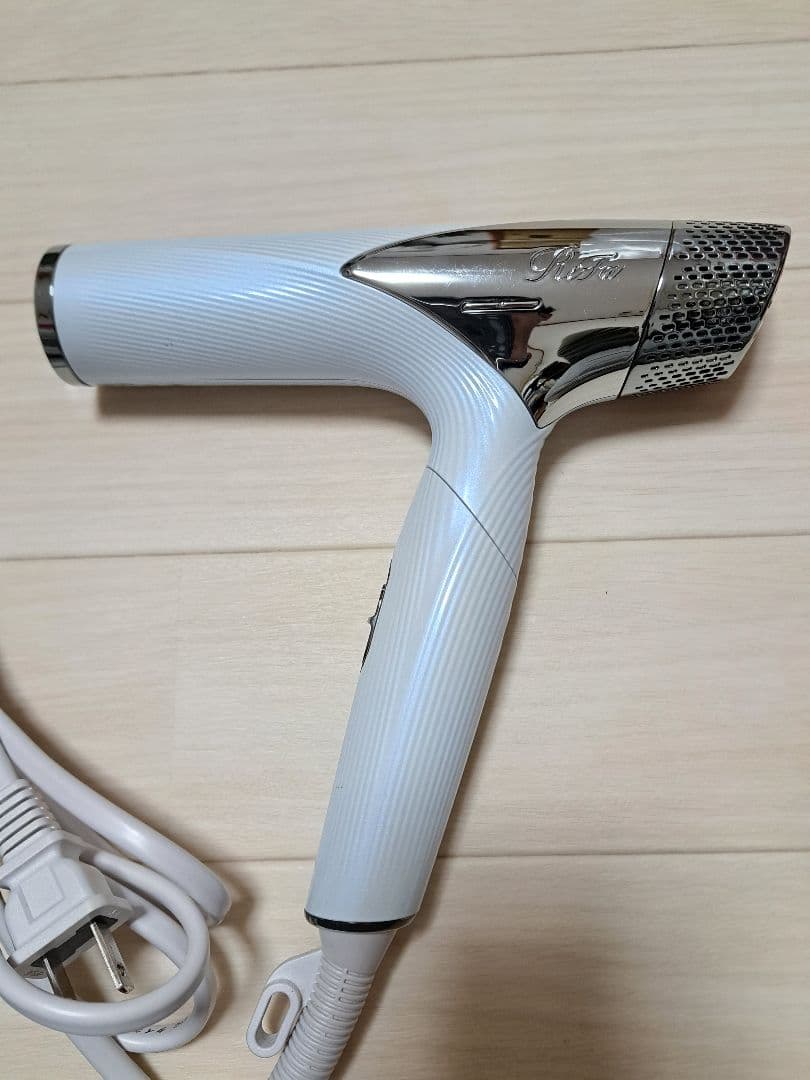 リファ ドライヤースマート Refa 2023年製