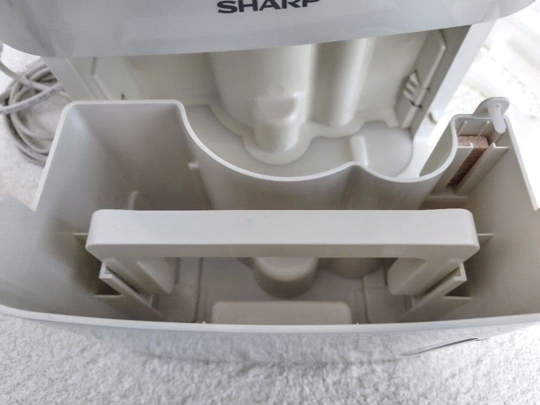 シャープ プラズマクラスター 衣類乾燥除湿機 CV-F71-W 2019年製