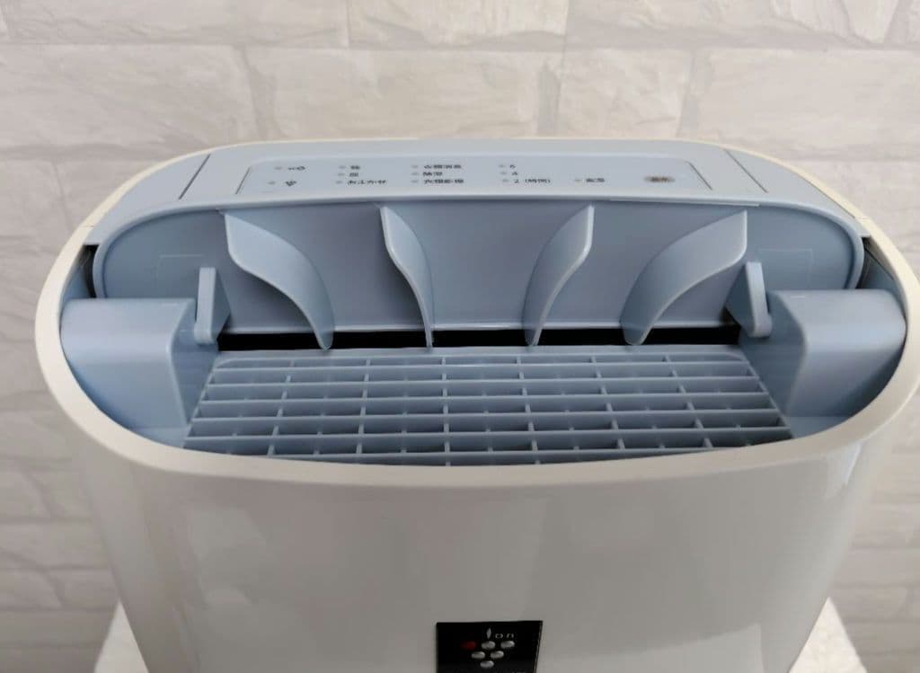 シャープ プラズマクラスター 衣類乾燥除湿機 CV-F71-W 2019年製