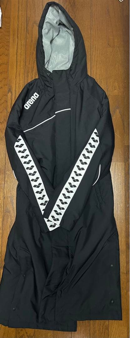 arena ベンチコート