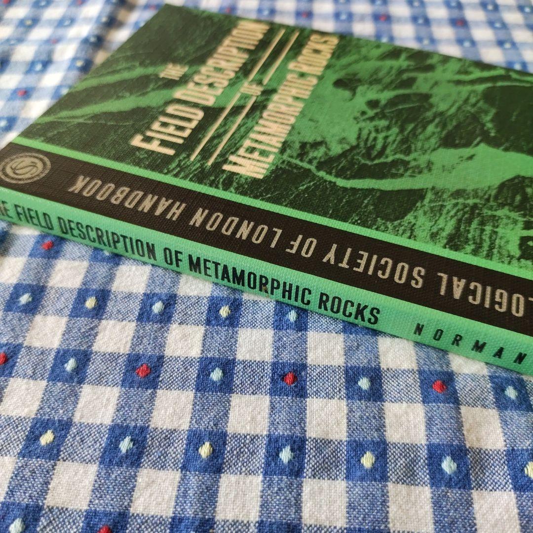 The Field Description 3冊