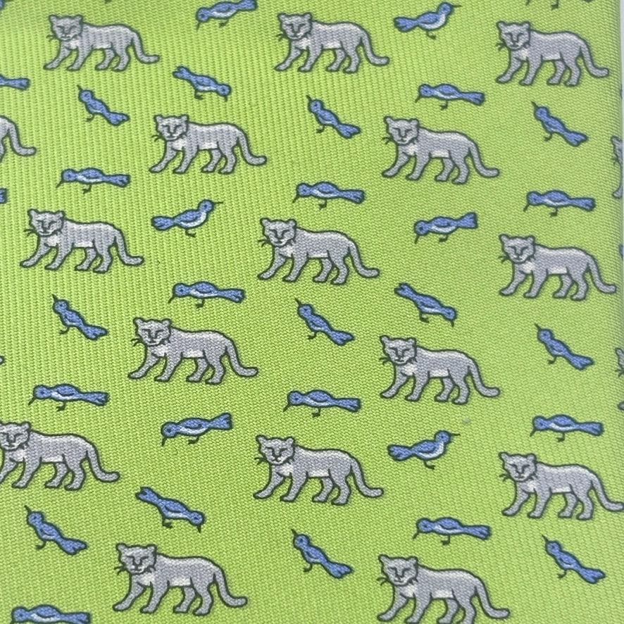 Hermesネクタイシルク　キャット＆バード柄 グリーン系 フランス製箱付き