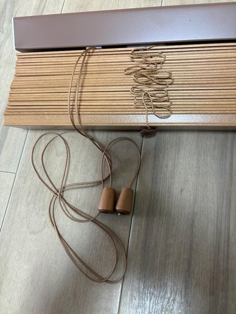 木製ブラインド　欧米チーク　132×111　1枚