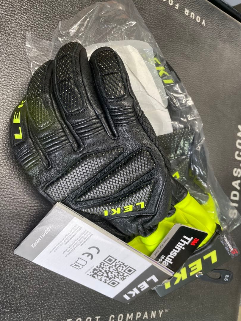 レキ Worldcup Race Downhill S 8.5新品未使用品