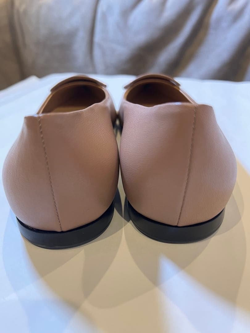 【新品】sergio rossi ポインテッドトゥ フラットシューズ 36.5