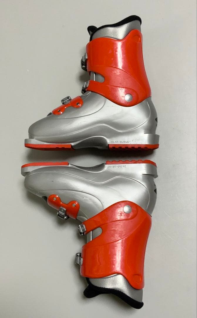 ジュニアスキー 4点セット　ATOMIC 板130cm／靴24-24.5cm