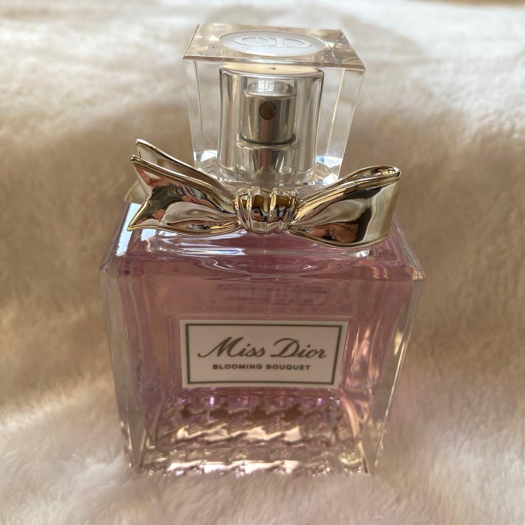 Miss Dior ブルーミングブーケ　オードゥ トワレ100mL