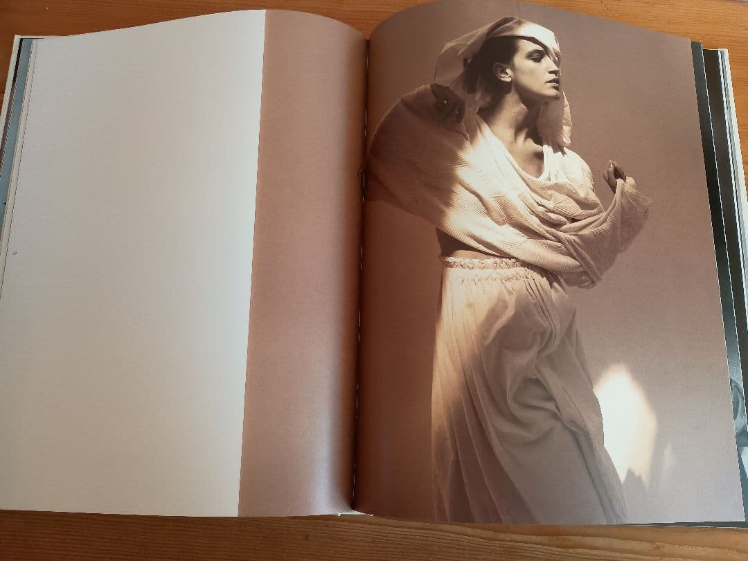 COMMEdesGARCONS コムデギャルソン 1986コレクション写真集