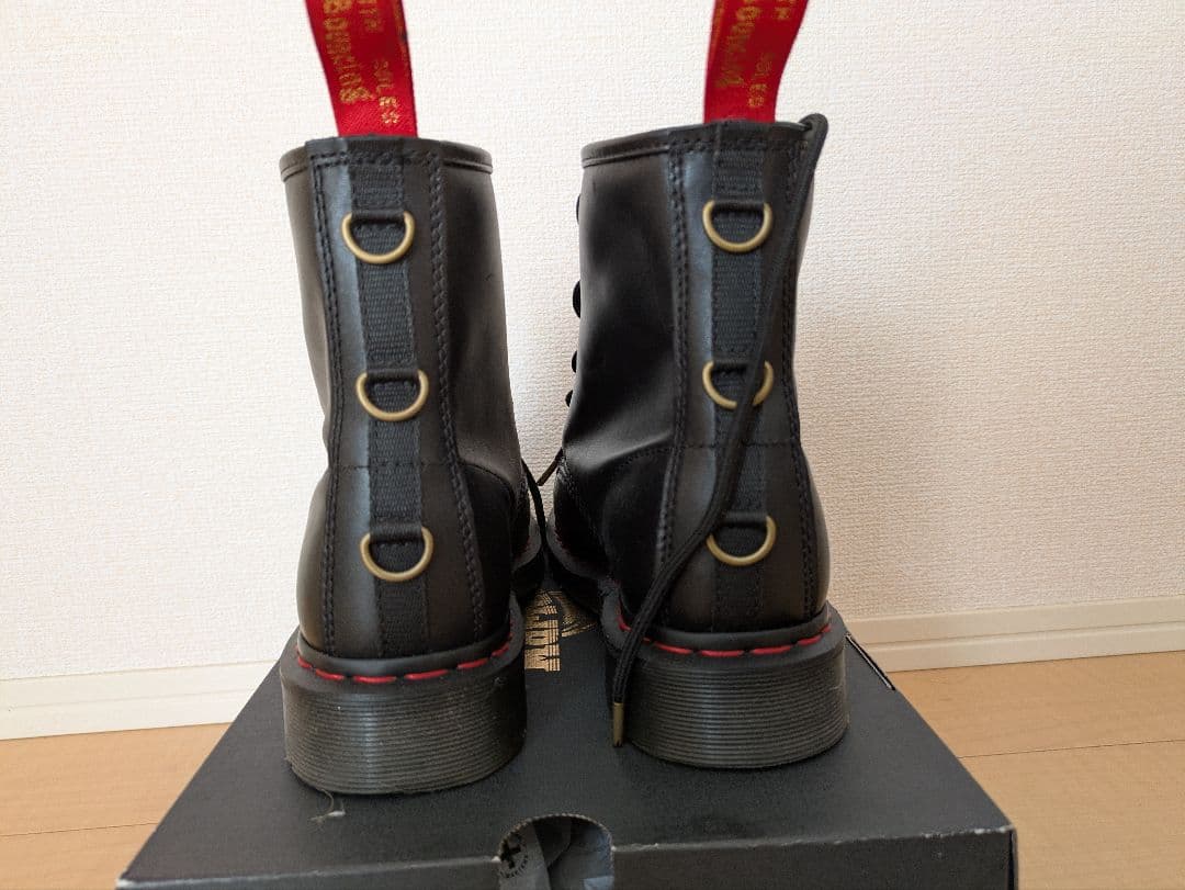 ドクターマーチン 卯年 兎 8ホールブーツ UK7