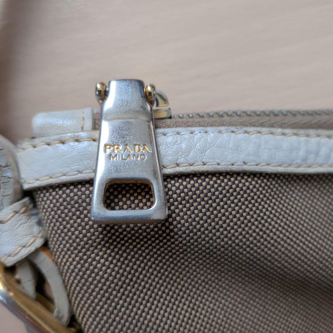 PRADA ショルダーバッグ ベージュ/ホワイト ID(ネーム)ケース付き