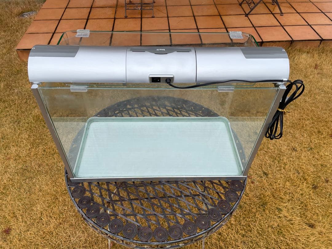 テトラTetra ラウンドグラスアクアリウム　RG-60曲げガラス水槽+ライト付