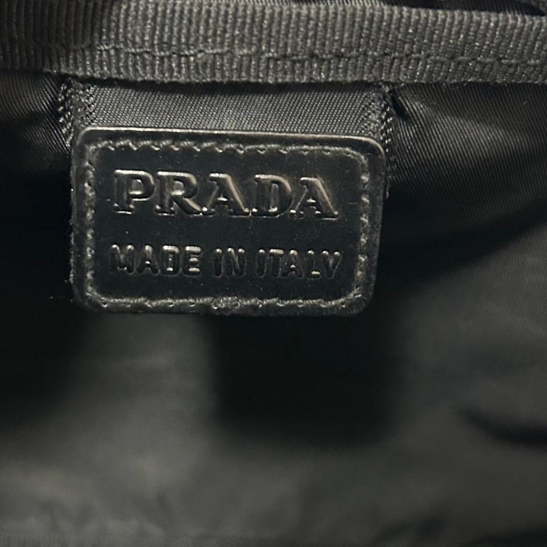 PRADA プラダ チェーン ショルダーバッグ カメラバッグ 三角プレート黒色