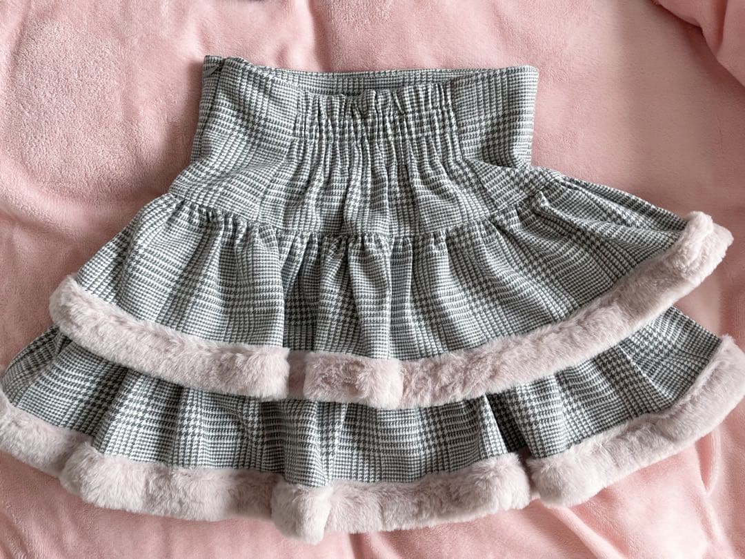 pium ピウム ファー付きティアードミニスカート グレーチェック