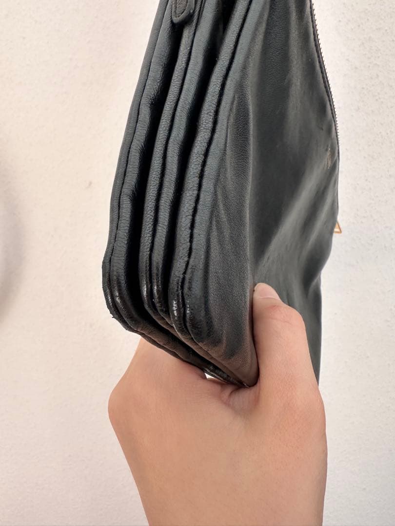 CELINE ブラックレザー ショルダーバッグ