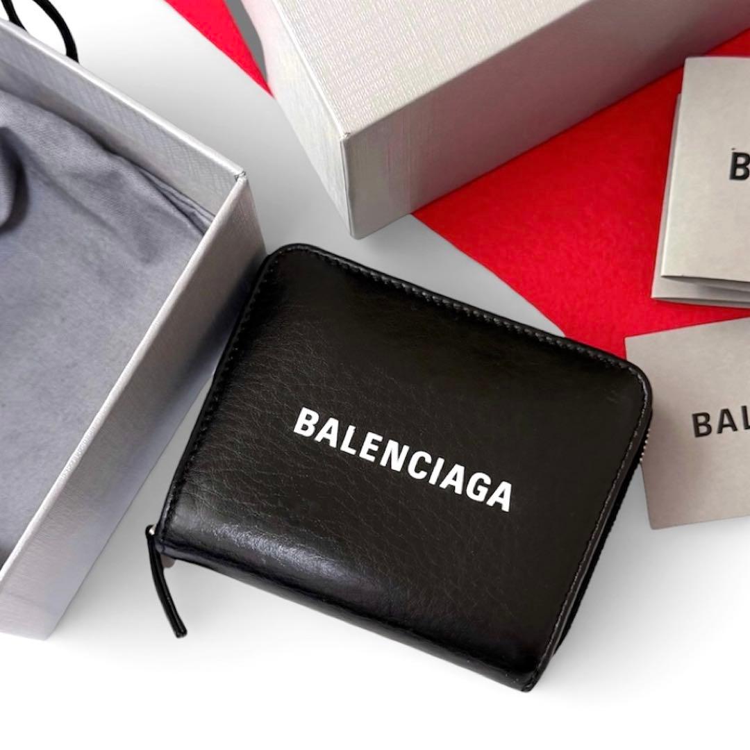 美品✨BALENCIAGAバレンシアガ財布　二つ折財布ファスナー551933黒