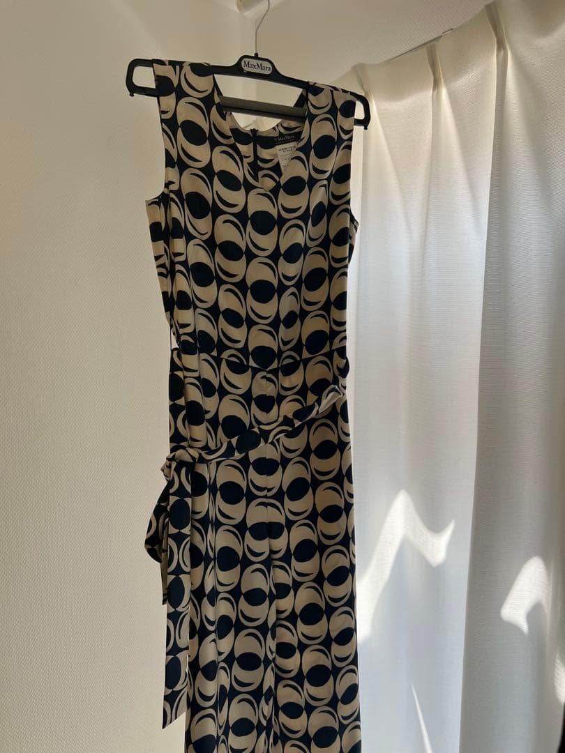 マックスマーラ　オールインワン　幾何学模様38サイズ
