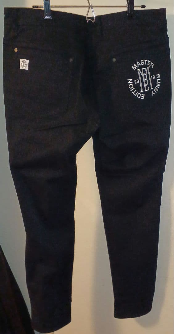 MASTER BUNNY EDITION パンツ 新品