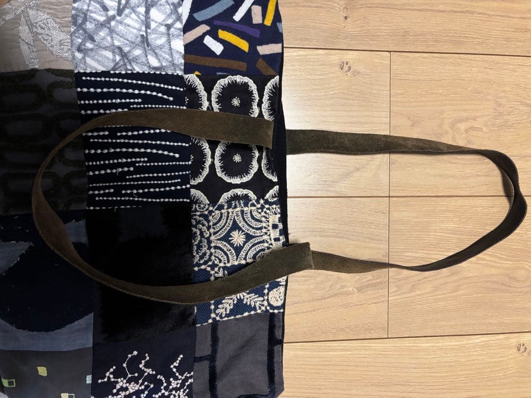 ミナペルホネン　mina perhonen ピースバック