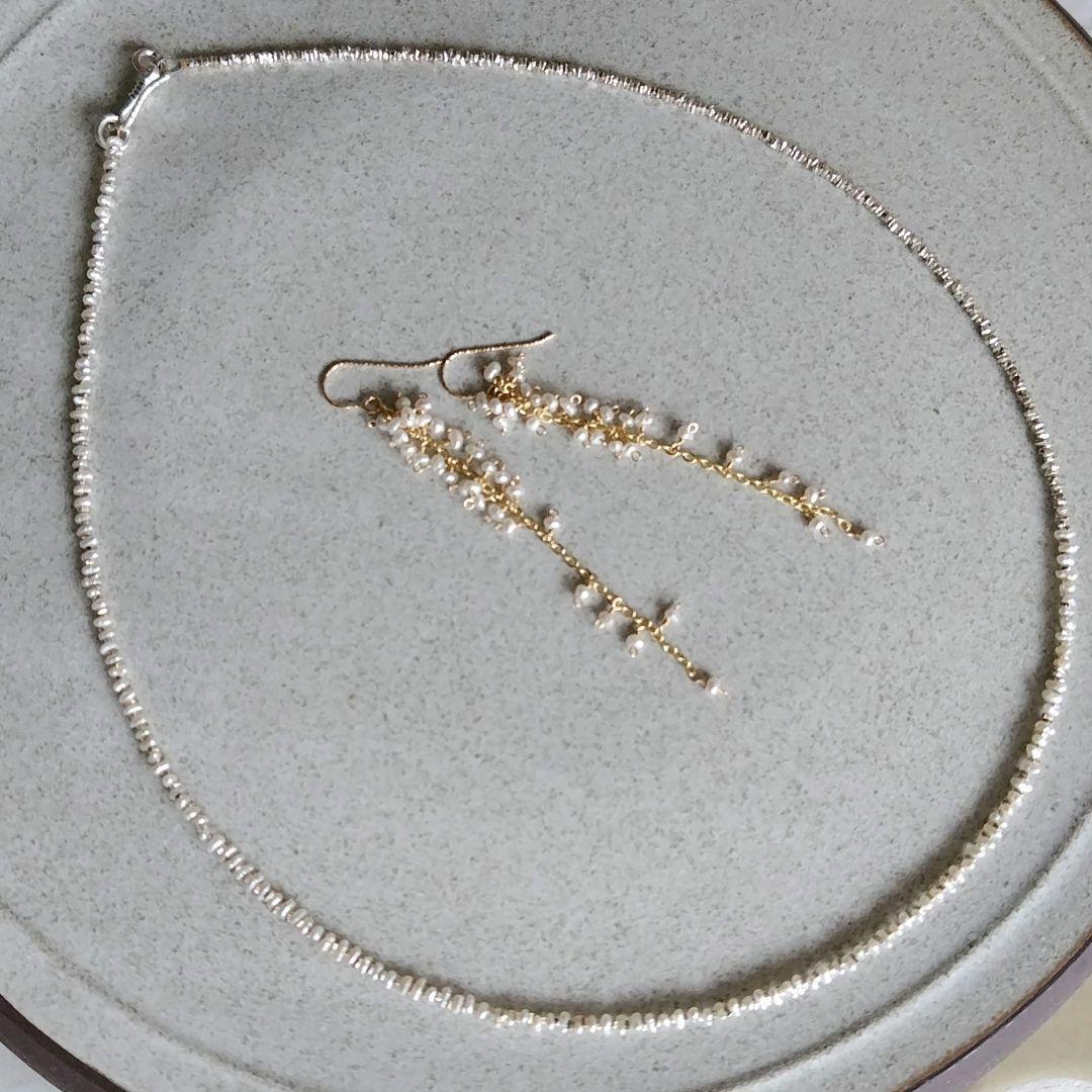 素麺みたいな^^パール＆極小カレンシルバービーズのネックレス