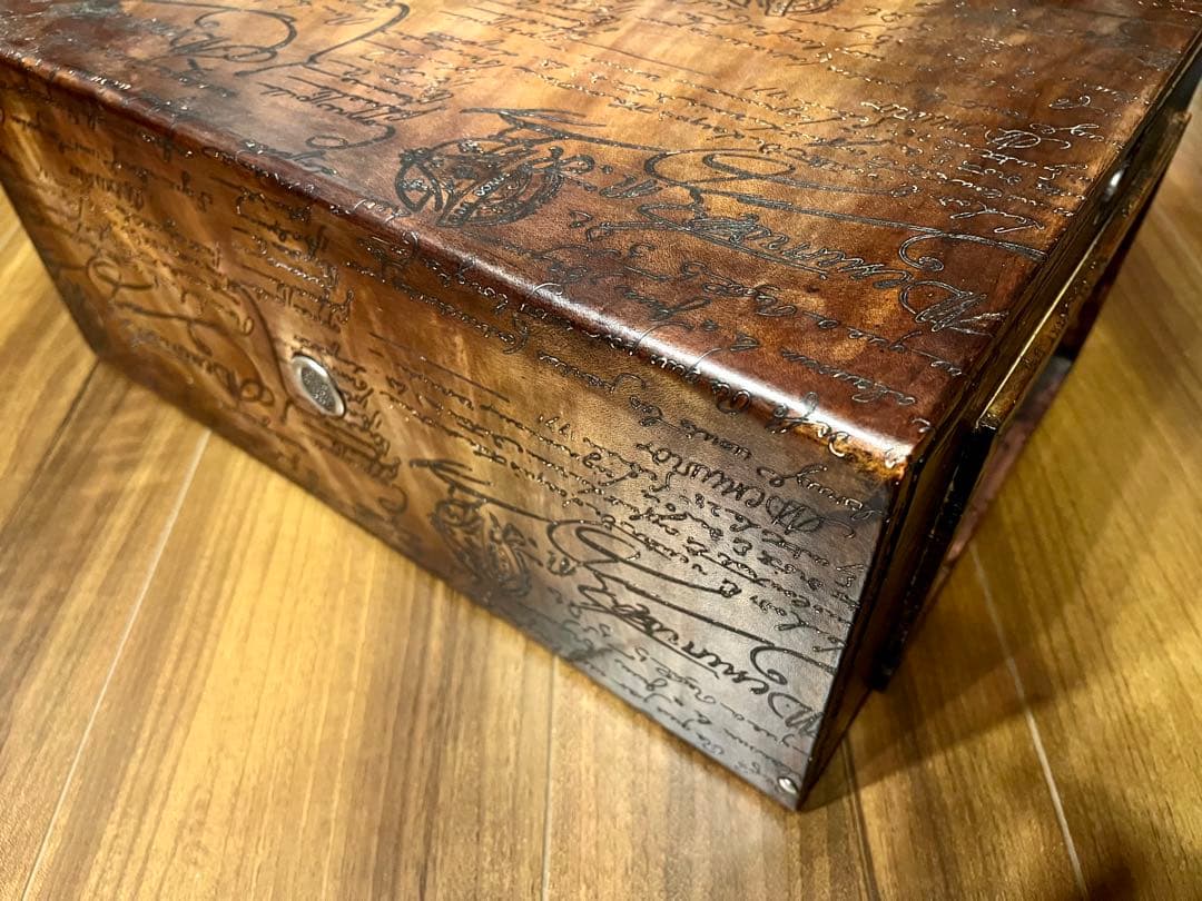 T*I様 新品未使用 ベルルッティ カリグラフィーボックス ブラウン シューズケ