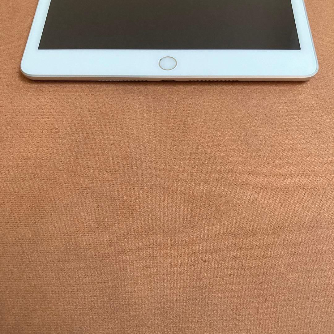 335【早い者勝ち】電池最良好☆iPad7 第7世代 32GB WIFIモデル☆