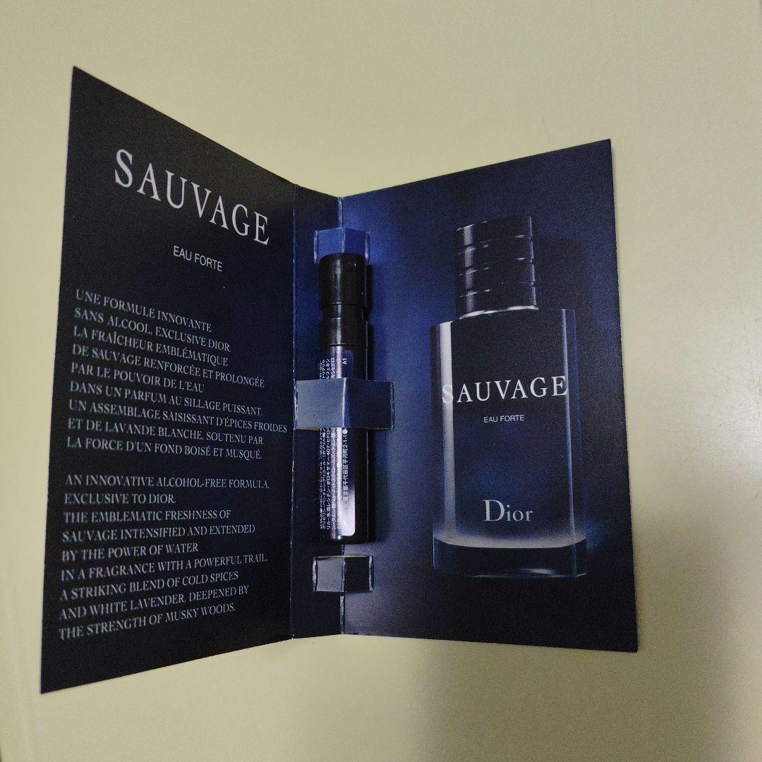 Dior メンズポーチ 2025 新品未使用品 ギフト 仕様 ソバージュ 香水付