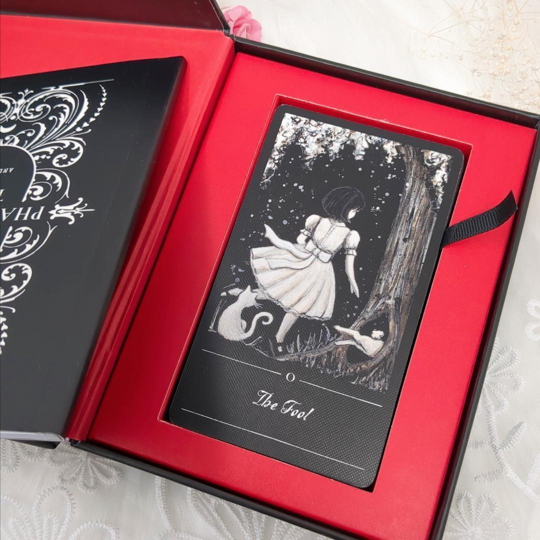 【セール特価品】正規品タロットカード✨白黒の世界の幻影デッキ モノクロ