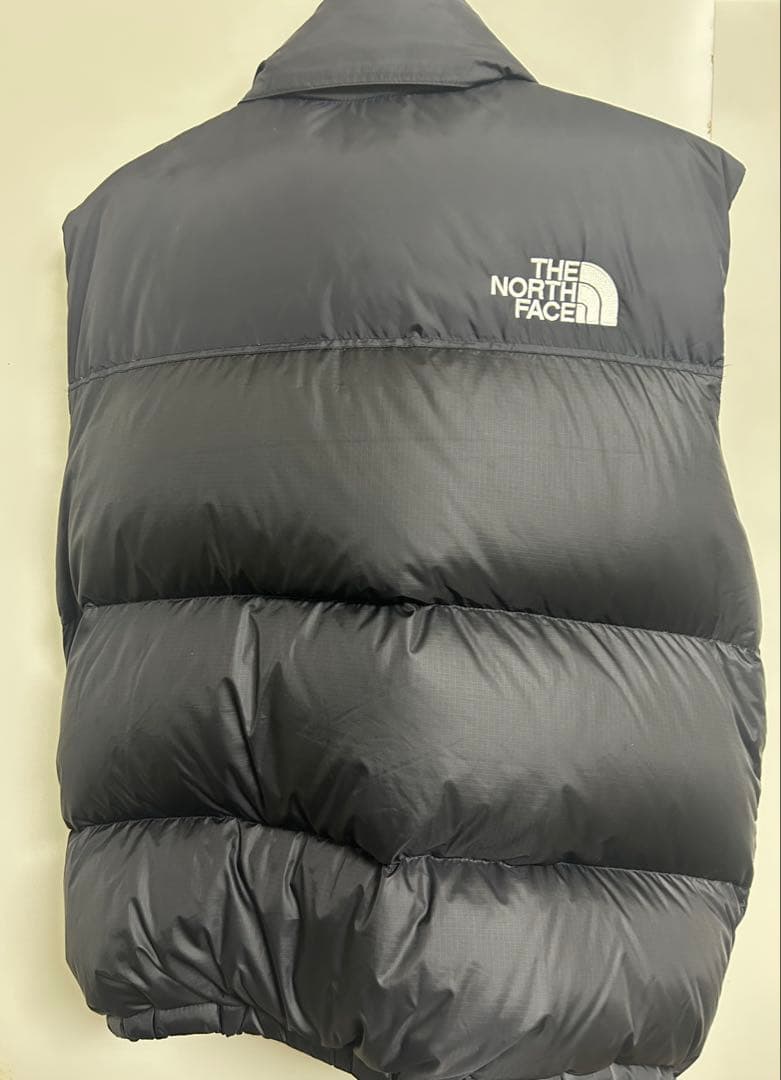 大人気THE NORTH FACE ブラック ダウンベスト