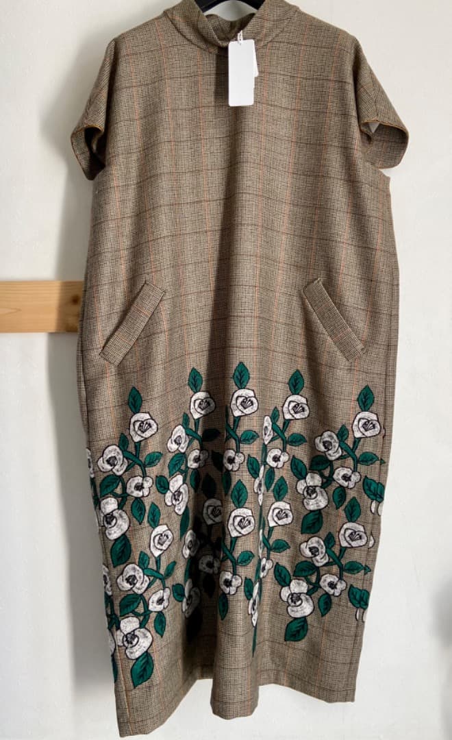 ミナペルホネン swing camellia ワンピース