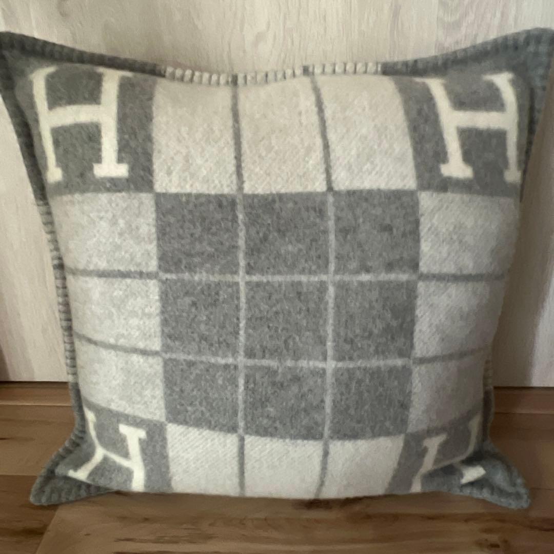 エルメスクッション正規品