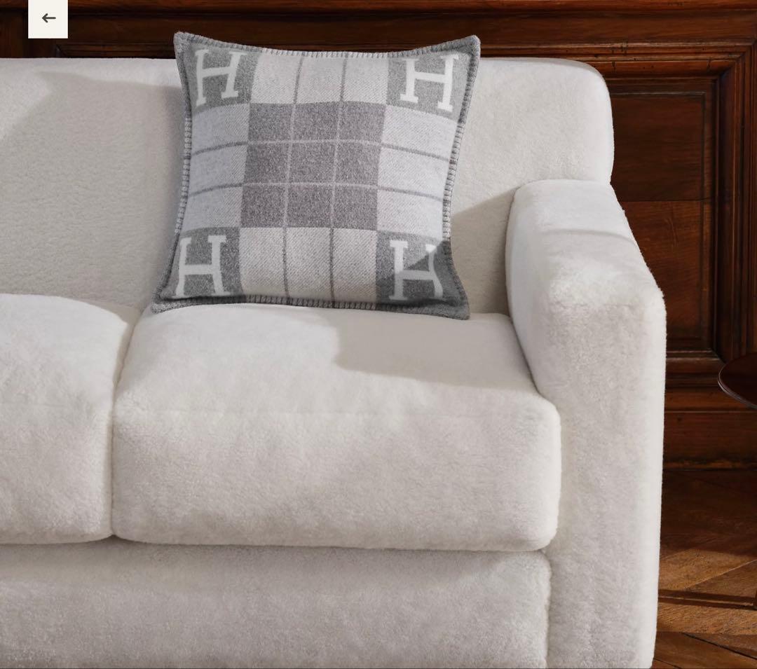 エルメスクッション正規品