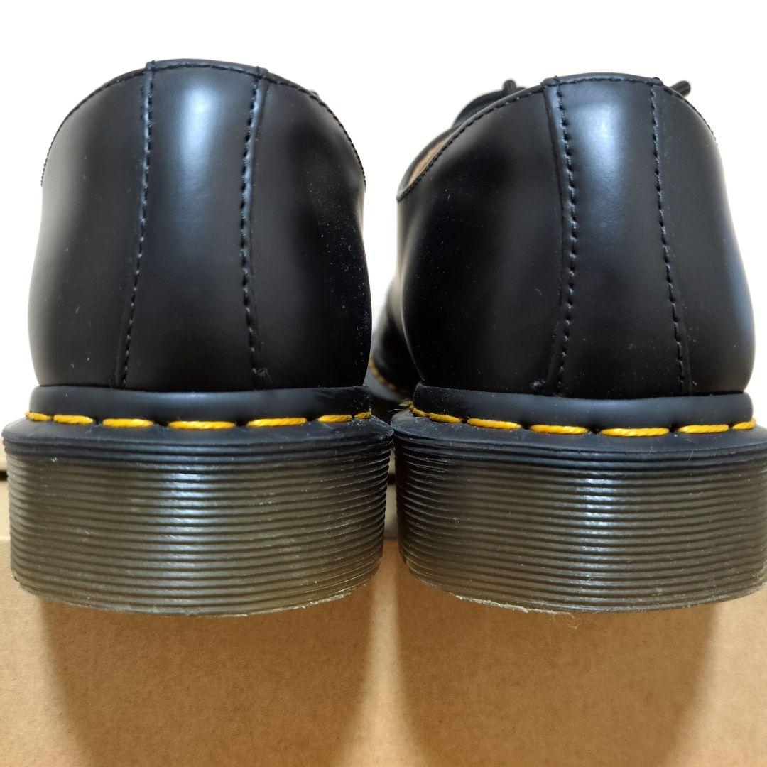 Dr. Martens UK7.３ホール.ブラックローファー