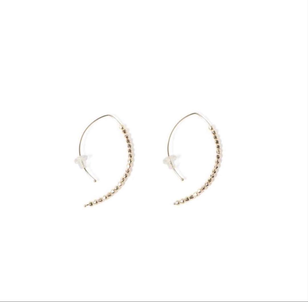 MIZUKI K14YG スモールバナナフープピアス