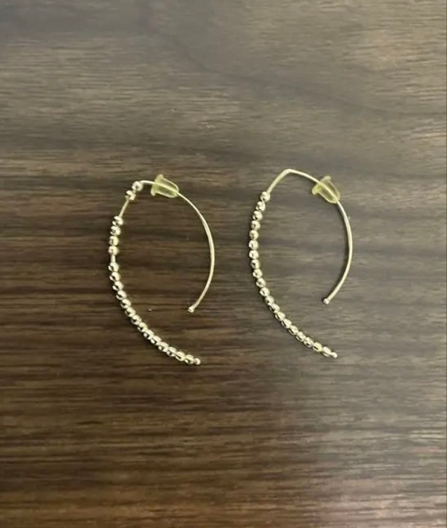 MIZUKI K14YG スモールバナナフープピアス