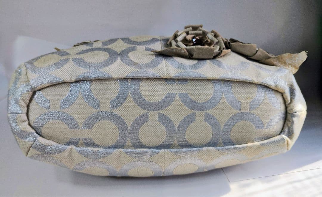 COACH コーチ 2way ショルダーバッグ　花モチーフ