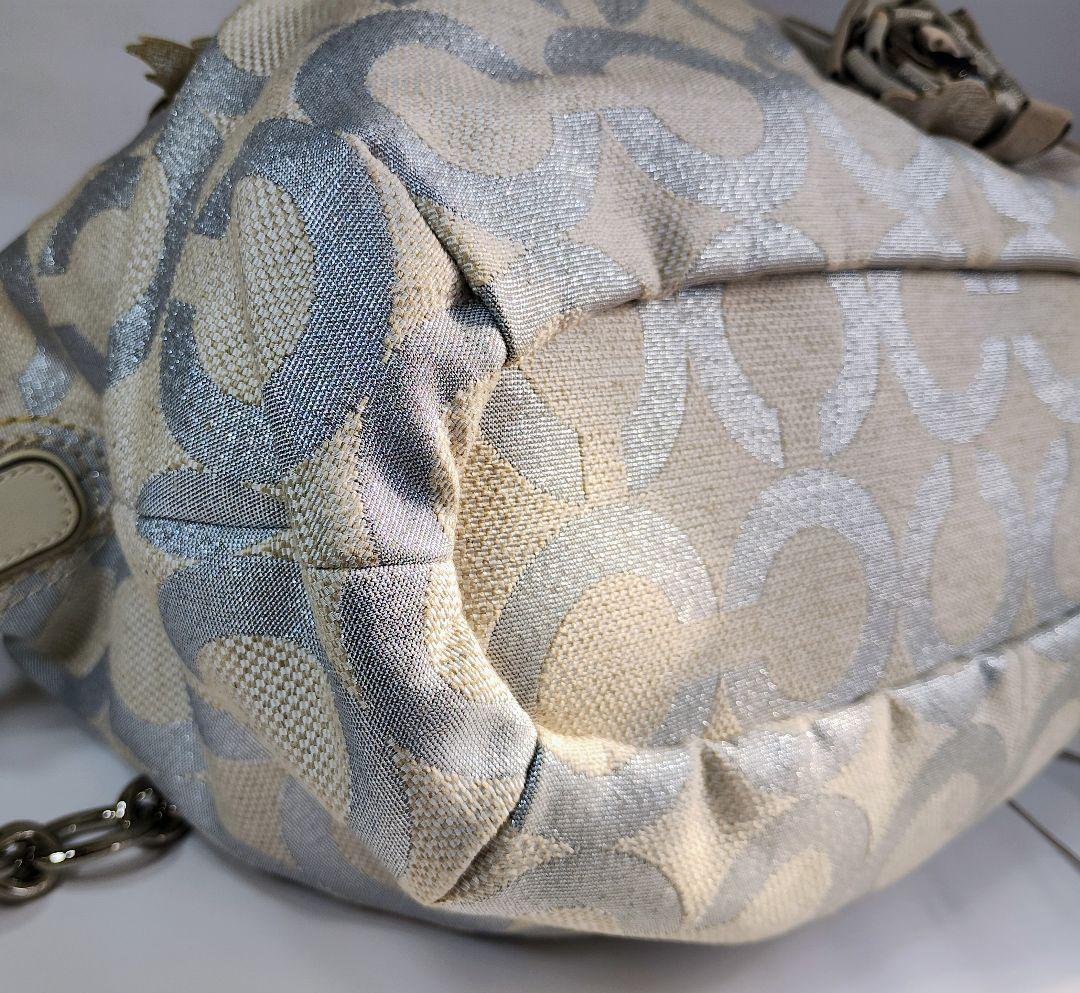 COACH コーチ 2way ショルダーバッグ　花モチーフ