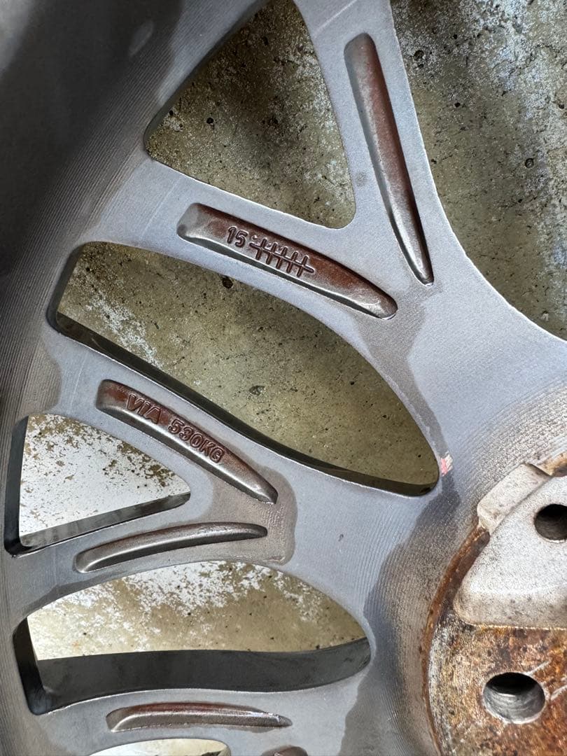 マルチフォルケッタ　ロクサーニマルチフォルケッタ　16インチ　軽自動車　タイヤ付